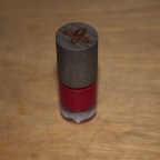 [+ OU -] Vernis à ongles bio